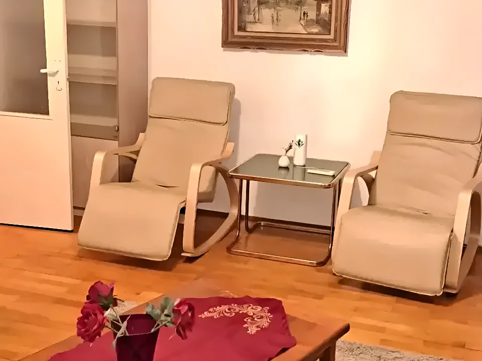Apartament de inchiriere living spatios Sector 6 Bucuresti